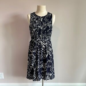 Elegant Navy and White Sleeveless Dress